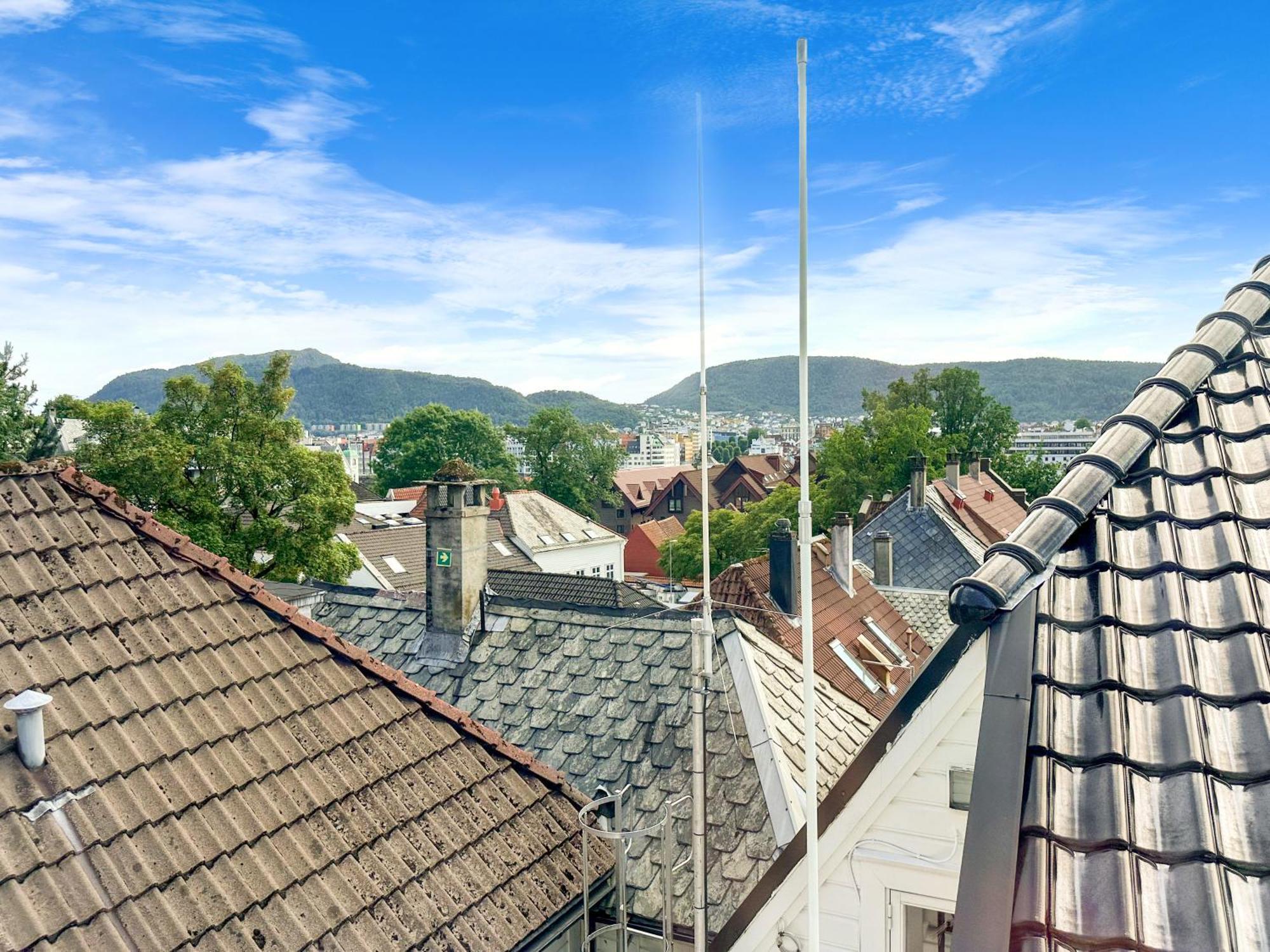 Apartamento View To Bryggen - Renovated Dec 24 - Historic Cobblestone Street Bergen Exterior foto