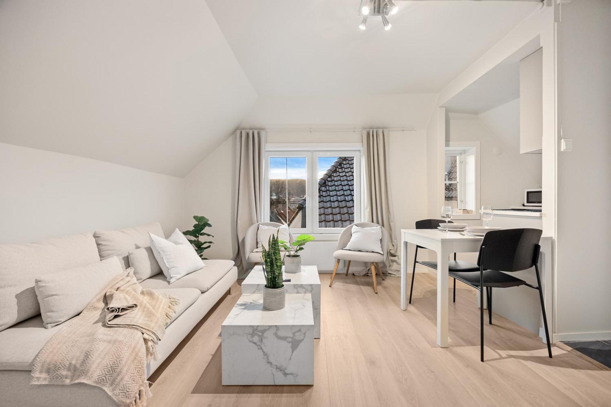 Apartamento View To Bryggen - Renovated Dec 24 - Historic Cobblestone Street Bergen Exterior foto